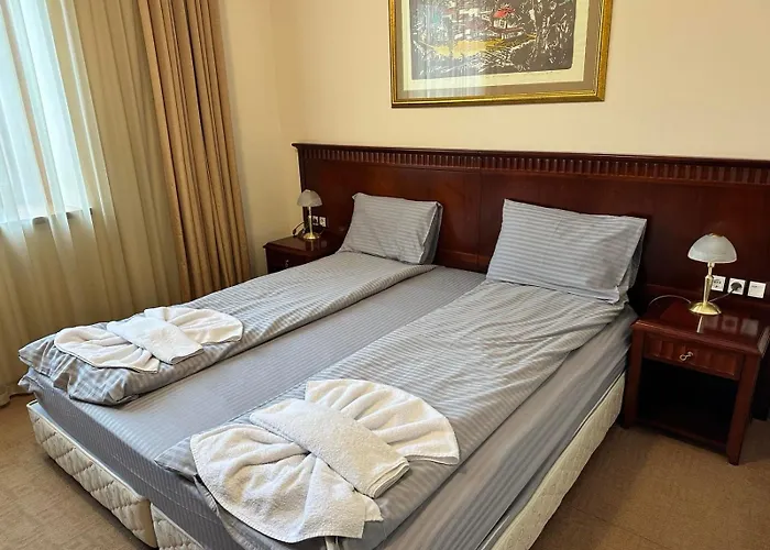 Downtown Luxury Private Апартамент *